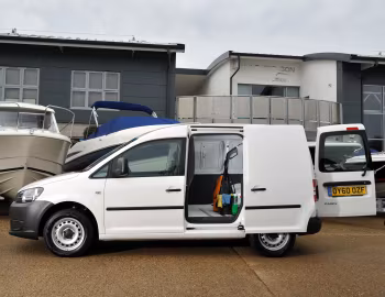 Volkswagen Caddy Kasten [UK-spec] (Type 2K) '2010–15