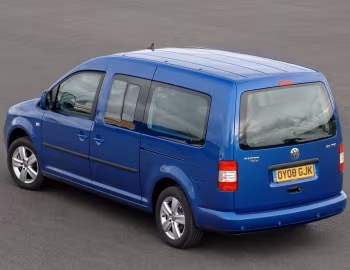 Volkswagen Caddy Maxi Life [UK-spec] (Type 2K) '2007–10