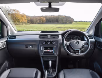 Panel frontal Volkswagen Caddy Maxi Life [UK-spec] '2015–20