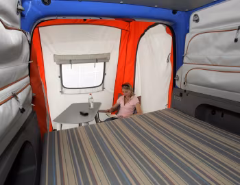Interior Volkswagen Caddy Tramper (Type 2K) '2004–10