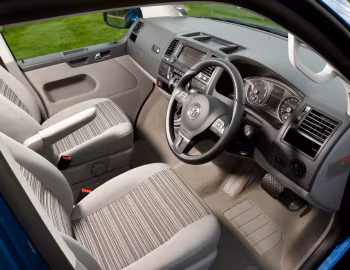 Interior Volkswagen California [UK-spec] (T5) '2009–15