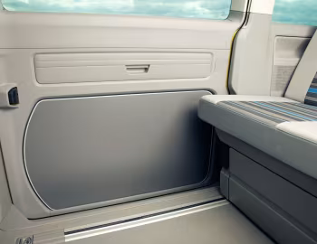 Interior Volkswagen California "Beach" [UK-spec] (T5) '2009–15