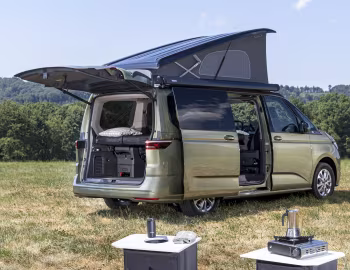 Volkswagen California Beach with Stuff Bubble Modular Furniture Concept (T7) '08.2026