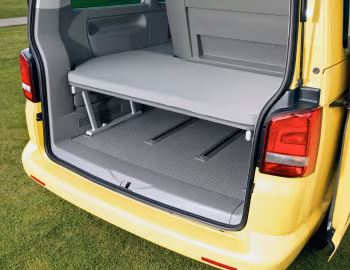 Ambos Volkswagen California "Beach" [UK-spec] (T5) '2009–15