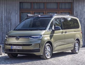 Volkswagen California Beach with Stuff Bubble Modular Furniture Concept (T7) '08.2026