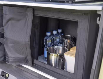 Interior Volkswagen California Beach with Stuff Bubble Modular Furniture Concept (T7) '08.2026