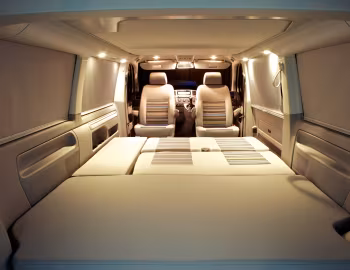 Interior Volkswagen California "Beach" [UK-spec] (T5) '2009–15