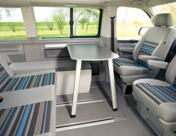 Interior Volkswagen California "Beach" [UK-spec] (T5) '2009–15