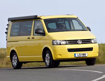 Volkswagen California "Beach" [UK-spec] (T5) '2009–15
