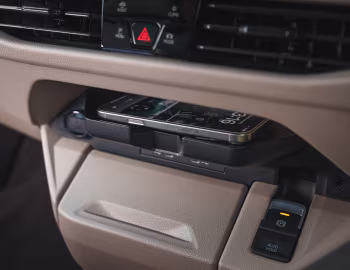 Интерьер Volkswagen California Coast [UK-spec] (T7) '2025–н.в.