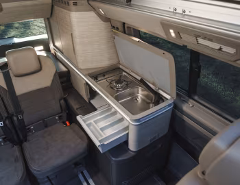 Интерьер Volkswagen California Ocean [UK-spec] (T7) '2025–н.в.