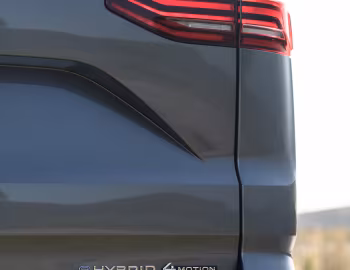 Volkswagen California Ocean eHybrid 4MOTION [UK-spec] (T7) '2025–pr.