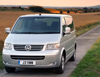 Volkswagen Caravelle [UK-spec] (T5) '2003–09