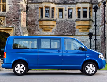 Volkswagen Caravelle [UK-spec] (T5) '2009–15