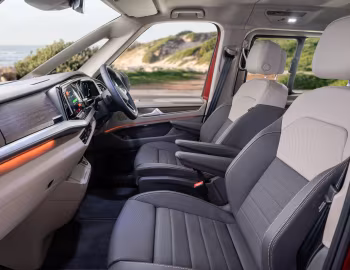 Interior Volkswagen Caravelle eHybrid 4MOTION [South Africa] (T7, Typ ST) '2026
