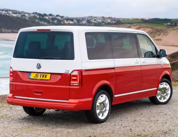 Volkswagen Caravelle "Generation Six" [UK-spec] (T6) '2015–19