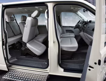 Interior Volkswagen Caravelle Taxi [Germany] (T5) '2009–15
