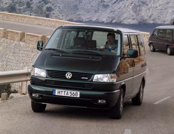 Volkswagen Caravelle 2.8 VR6 [Worldwide] (T4) '1996–2000
