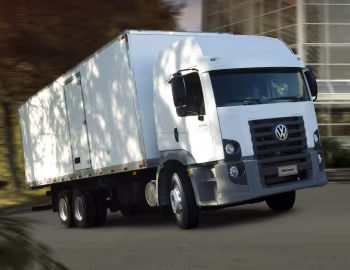 Volkswagen Constellation 24-250 6×2 '09.2005–12