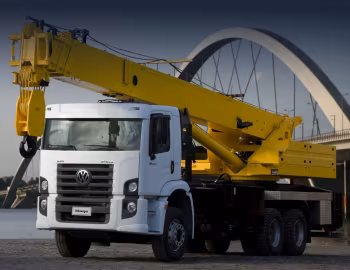 Volkswagen Constellation 31-260 6×4 Crane '2008–12