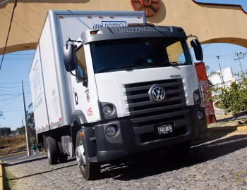 Volkswagen Constellation 17.280 4×2 '2012–23