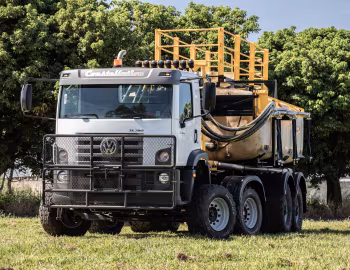 Volkswagen Constellation 31.280 8×4 '04.2019