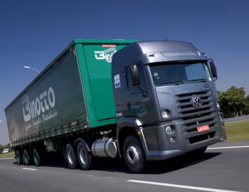 Volkswagen Constellation 25-370 6×2 Tractor '08.2007–12
