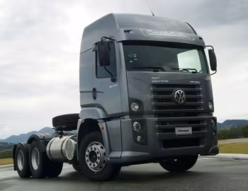 Volkswagen Constellation 25-370 6×2 Tractor '08.2007–12
