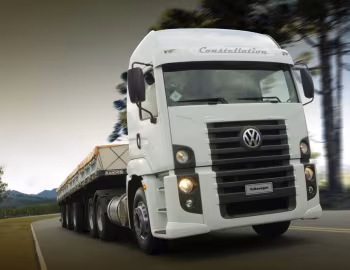 Volkswagen Constellation 25-370 6×2 Tractor '08.2007–12