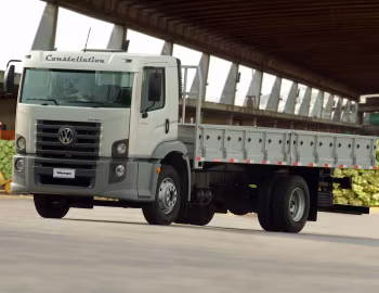 Volkswagen Constellation 13-180 '2006–12