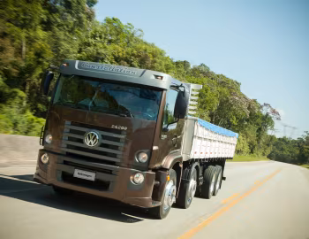 Volkswagen Constellation 24.280 8×2 '2014–23