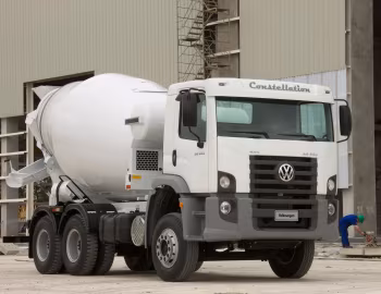 Volkswagen Constellation 26-260 6×4 Liebherr Betonmischer '2008–12
