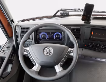 Panel frontal Volkswagen Constellation 26.320 6×2 '06.2023–pr.