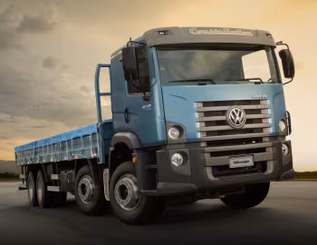 Volkswagen Constellation 30.330 8×2 '09.2015–23
