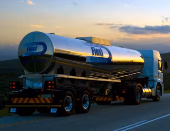 Volkswagen Constellation 19-320 Titan Tractor [South Africa] '2007–13