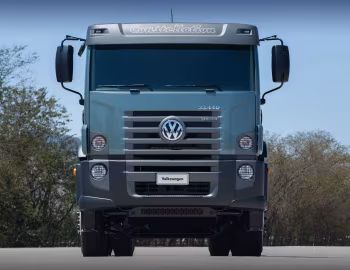 Volkswagen Constellation 33.440 Tractor '2017–23