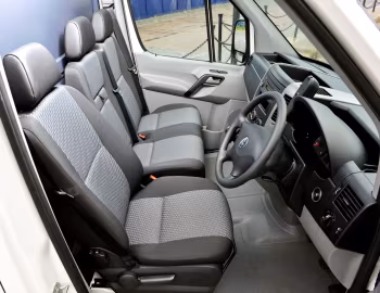 Interior Volkswagen Crafter High Roof Van [UK-spec] '2011–16