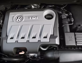 Bajo el capó Volkswagen CrossTouran '2010–15