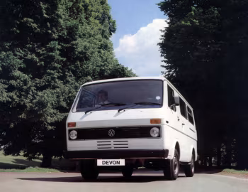 Devon Volkswagen Bus [UK-spec]