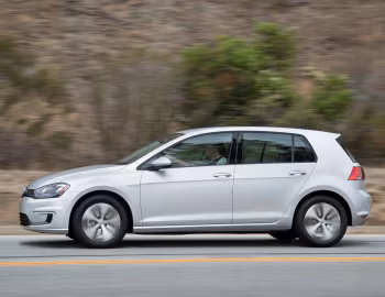 2015–17 Volkswagen e-Golf [North America] (Typ 5G) '2014–17
