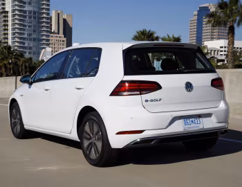 2017–20 Volkswagen e-Golf [North America] (Typ 5G) '2017–20