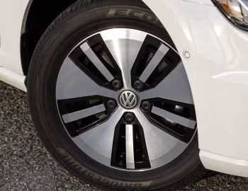 2017–20 Volkswagen e-Golf [North America] (Typ 5G) '2017–20