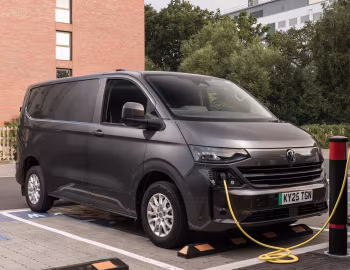 Volkswagen e-Transporter [UK-spec] (T7) '2025–pr.