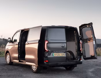 Volkswagen e-Transporter [UK-spec] (T7) '2025–pr.