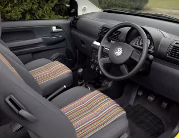 Interior Volkswagen Fox [UK-spec] (Typ 5Z) '2005–11