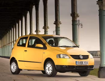 Volkswagen Fox [UK-spec] (Typ 5Z) '2005–11