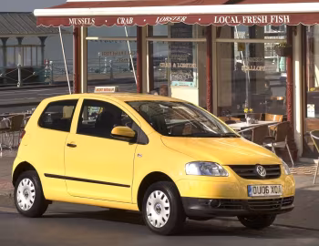 Volkswagen Fox [UK-spec] (Typ 5Z) '2005–11