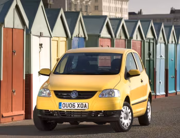 Volkswagen Fox [UK-spec] (Typ 5Z) '2005–11