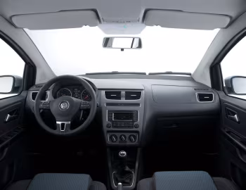 Panel frontal Volkswagen Fox BlueMotion 5-door '2012–14