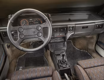 Panel frontal Volkswagen Gol GTI '1988–91
